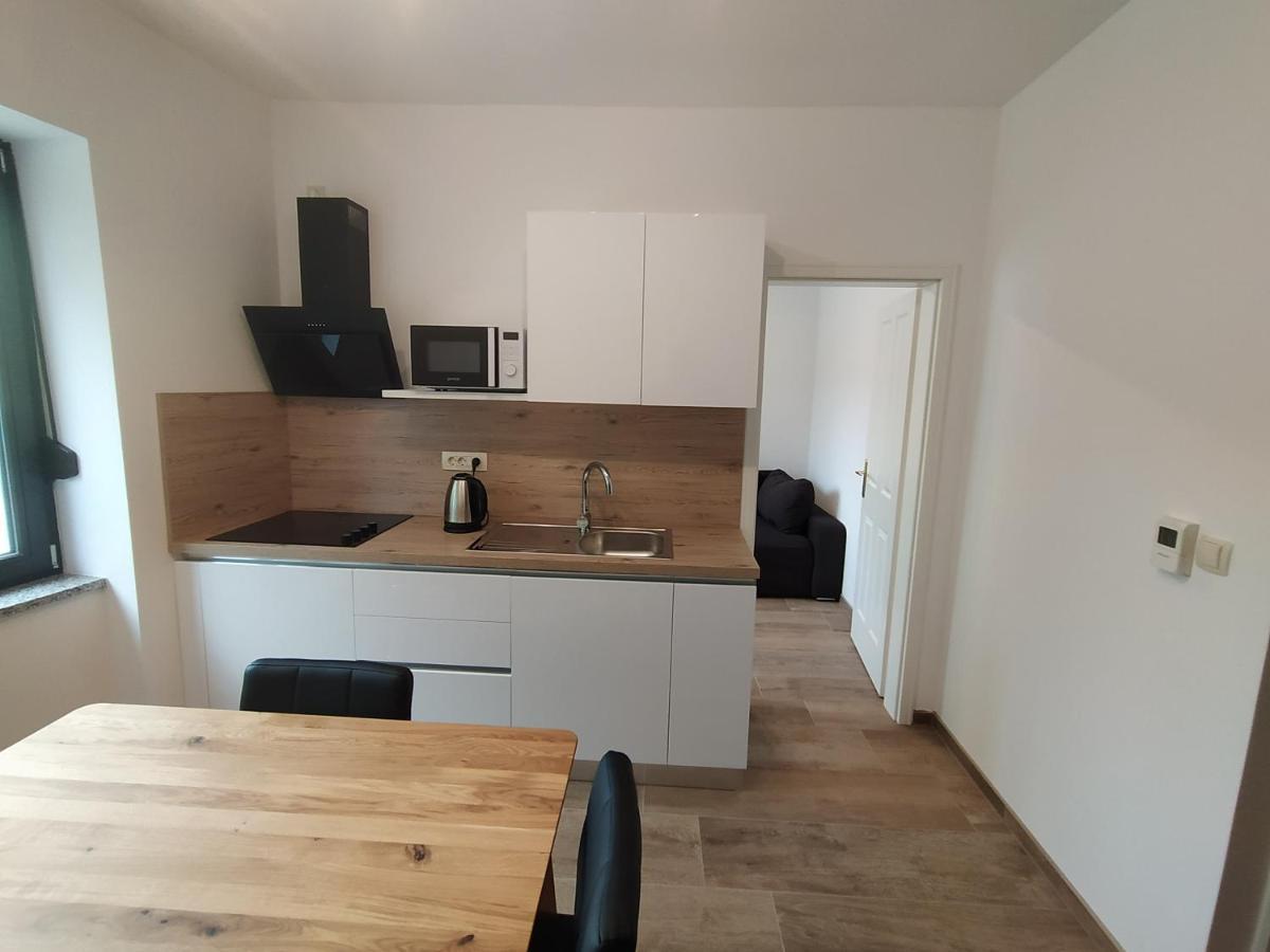 Apartmaji Maln دولينيسكي توبليتْسي المظهر الخارجي الصورة