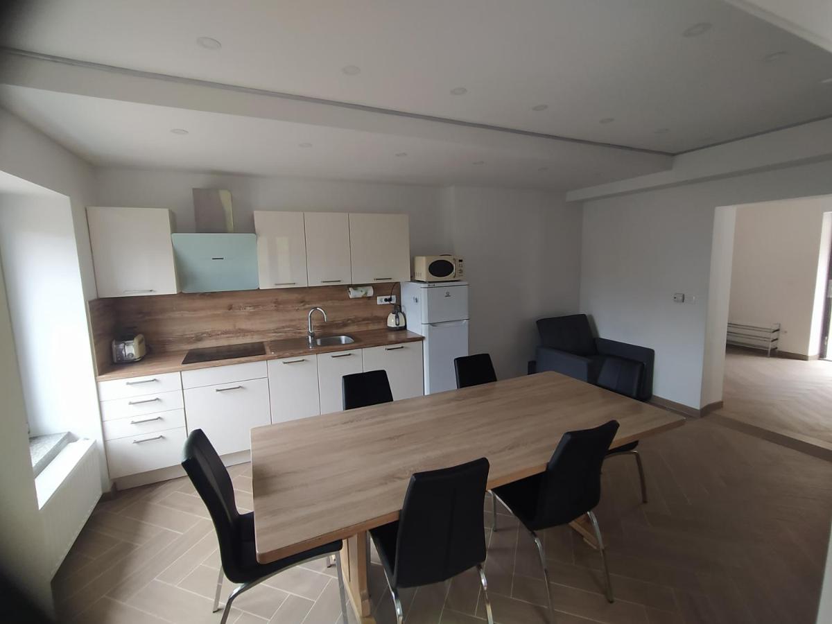 Apartmaji Maln دولينيسكي توبليتْسي المظهر الخارجي الصورة