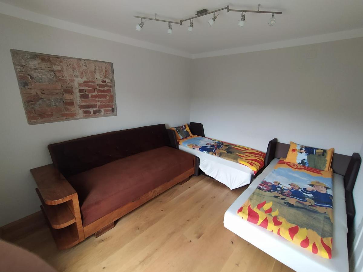 Apartmaji Maln دولينيسكي توبليتْسي المظهر الخارجي الصورة