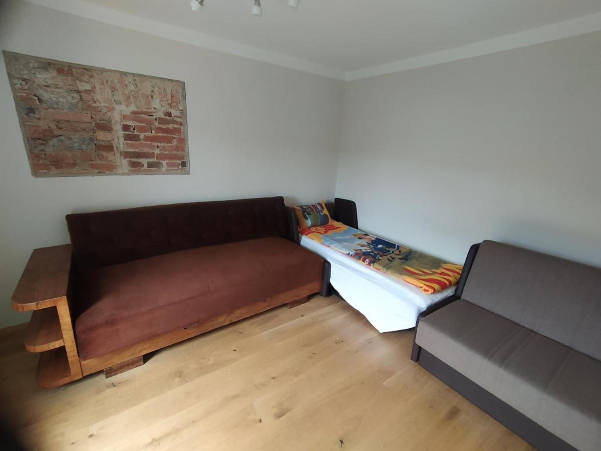 Apartmaji Maln دولينيسكي توبليتْسي المظهر الخارجي الصورة