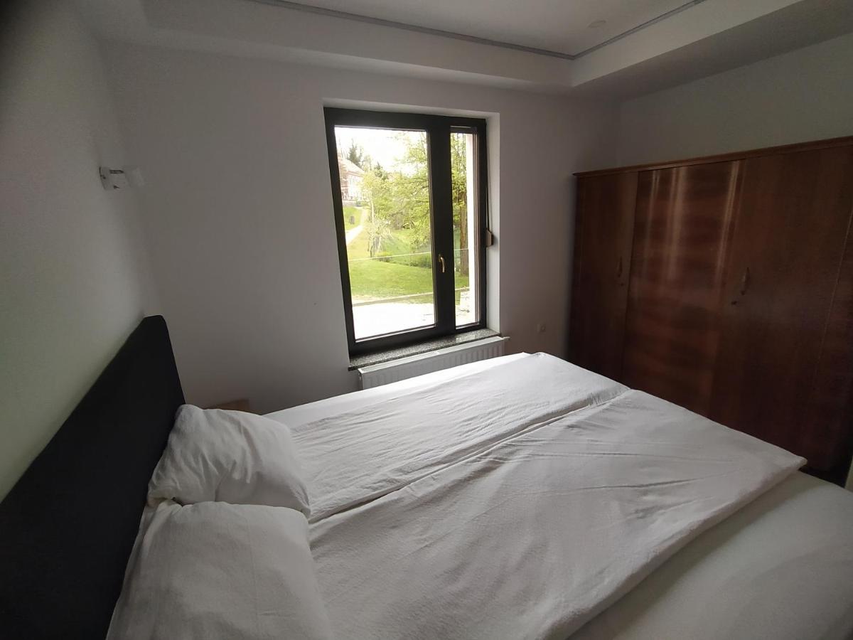 Apartmaji Maln دولينيسكي توبليتْسي المظهر الخارجي الصورة