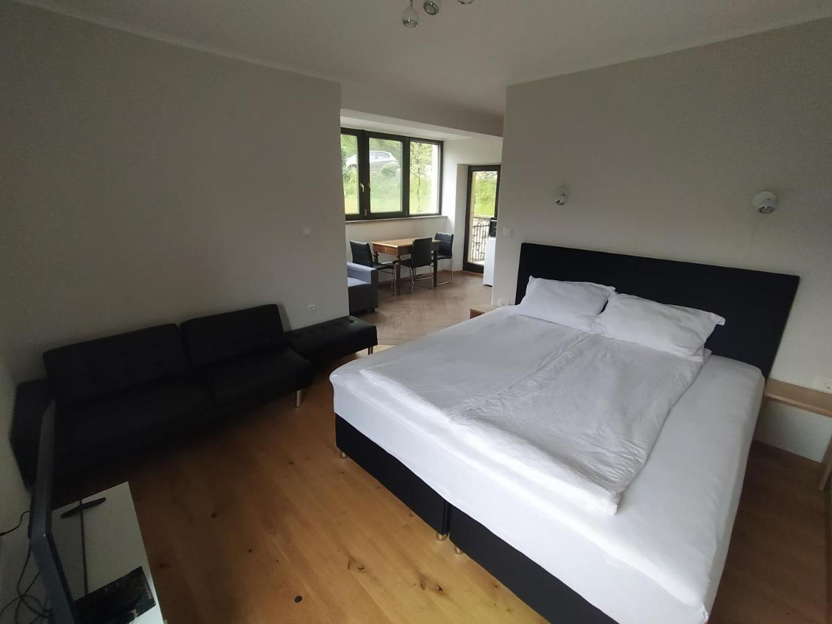 Apartmaji Maln دولينيسكي توبليتْسي المظهر الخارجي الصورة