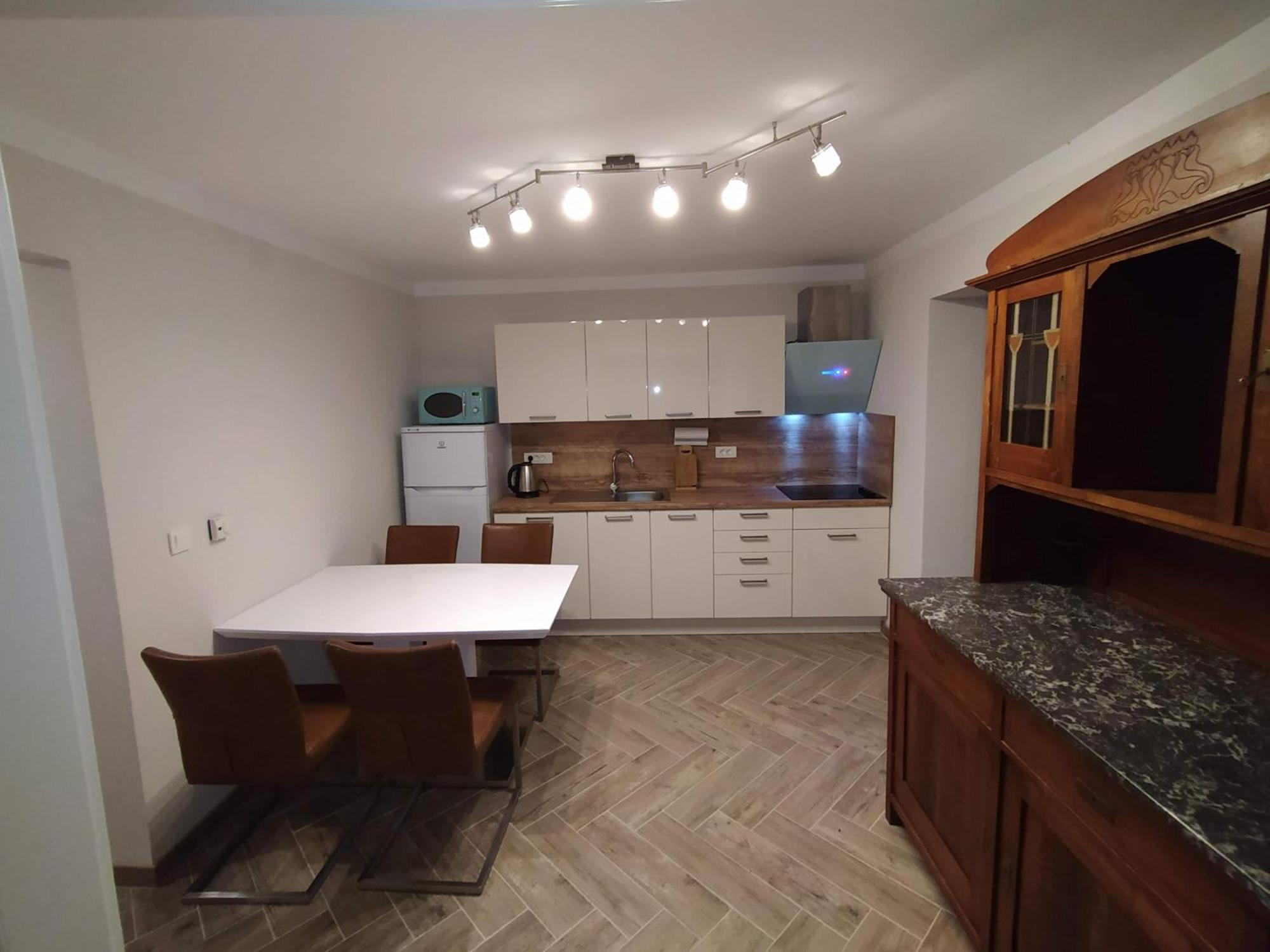 Apartmaji Maln دولينيسكي توبليتْسي الغرفة الصورة